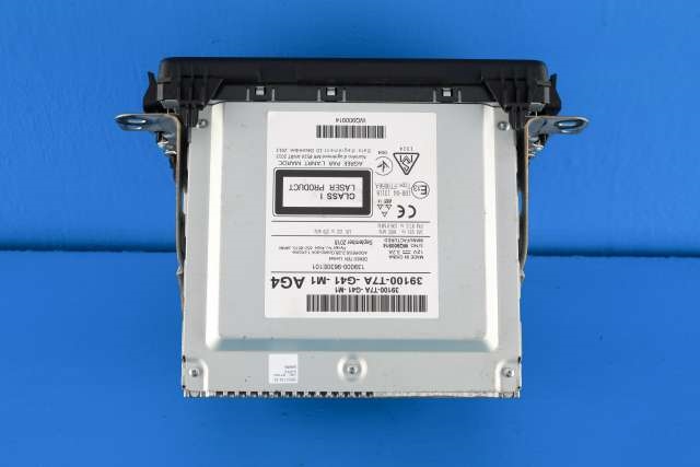 Bilstereo navigasjon til Honda HR-V 2015-2021 (Type II)  (HONDA|39100-T7A-G41|)
