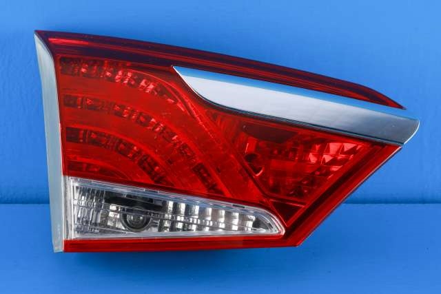 Baklykt venstre indre til Hyundai i40, 2012-2017  
