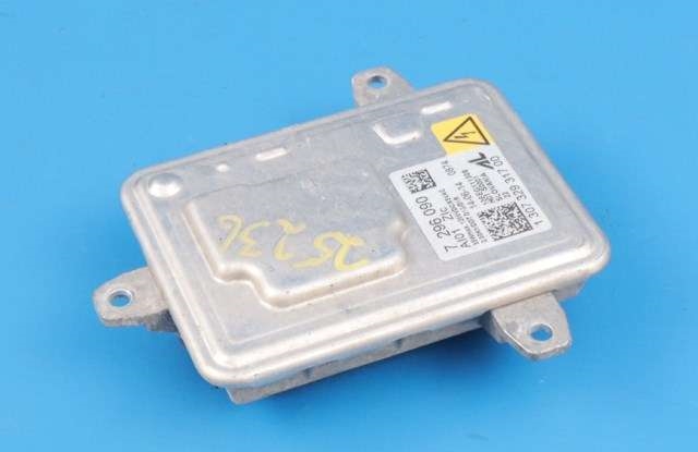 Styreenhet xenon/ballast til BMW 3-Serie 2012-2018 (F30/F31/F34) (F30/F31/F34) (BMW|7 296 090|)