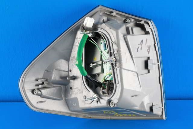 Baklykt høyre ytre til Lexus RX 2003-2009 (Type II) (XU30) (XU30)