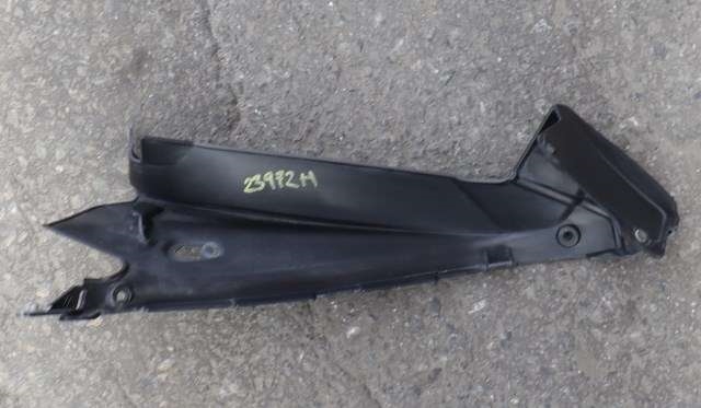 MC, Deksel, side høyre til MC Aprilia RS4 125 2011-2016  