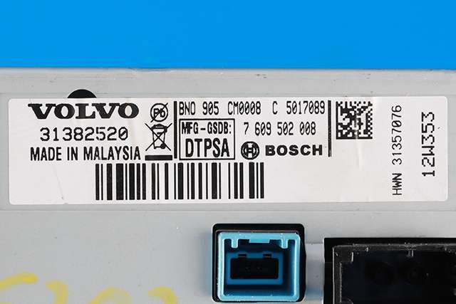 Bilstereo navigasjon skjerm til Volvo V70 2007-2013 (Type III, Fase 1) (BOSCH|7 609 502 008|31382520|)