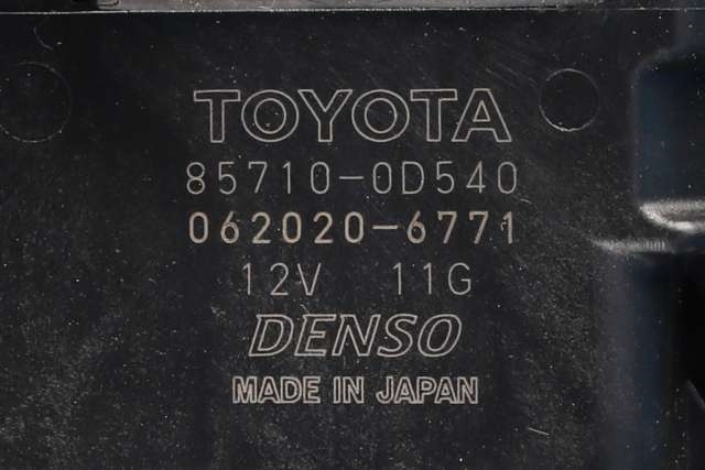 Ruteheis høyre foran til Toyota Yaris Cross (SUV) 2021-->> (DENSO|062020-6771|85710-0D540|)