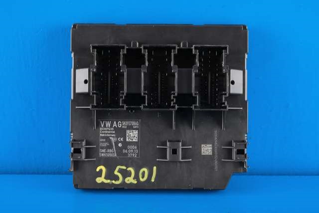 Styreenhet comfort (BCM) til VW Tiguan, 2011-2016 (Type I, Fase 2)  (VAG|5K0 937 086 Q)