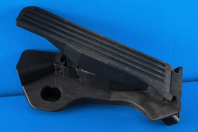 Pedal gass til VW Tiguan, 2011-2016 (Type I, Fase 2)  (VAG|1K1 721 503 BD)