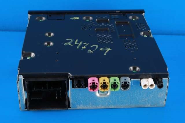 Bilstereo navigasjon til VW ID.4 2020-->>  (VAG|10A 035 816 F|)