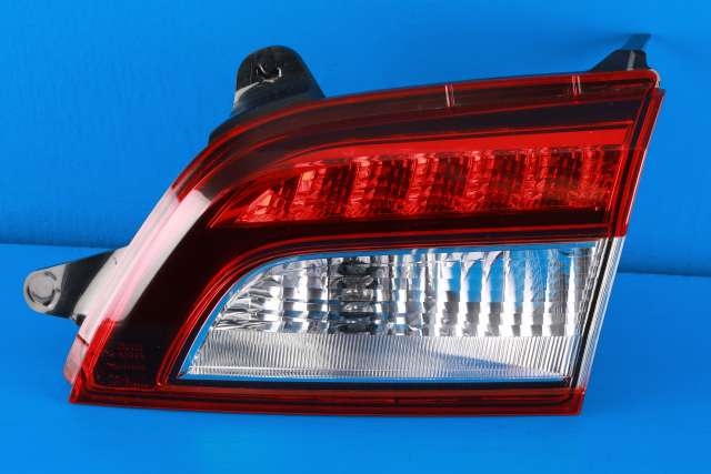 Baklykt høyre indre til Subaru Outback 2015-2020 (Type V)