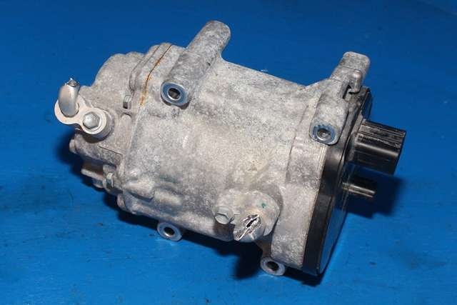 Aircondition kompressor hybrid til Toyota C-HR, 2016-->>  (DENSO|042400-0500)