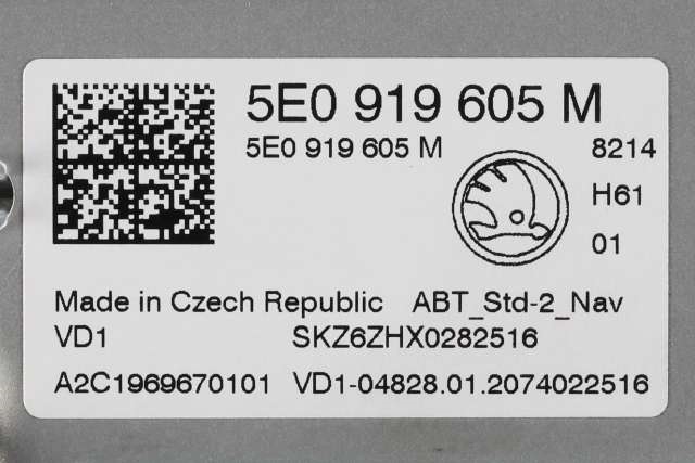 Bilstereo navigasjon betjeningspanel til Škoda Octavia 2017-2020 (Type III, Fase 2)  (VAG|5E0 919 605 M|)