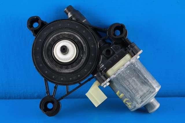 Ruteheis, kun motor, venstre bak til Audi A4 2015-2019 (Type V, Fase 1) (B9) (B9) (BOSCH|0 130 822 669|8W0 959 811|)