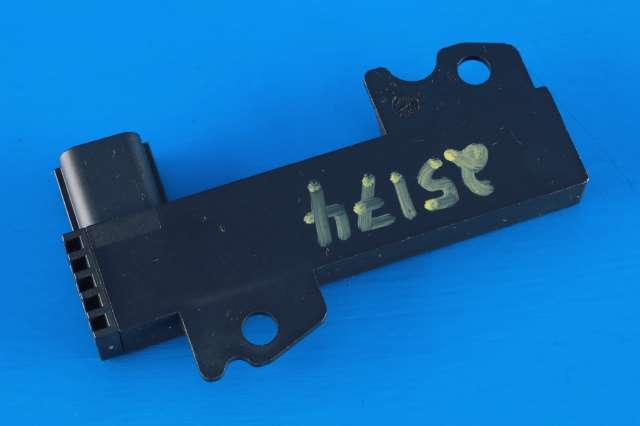 Antenne forsterker til Ford Focus 2018-->> (Type IV)  (FORD|DS7T-15K603-AA|)