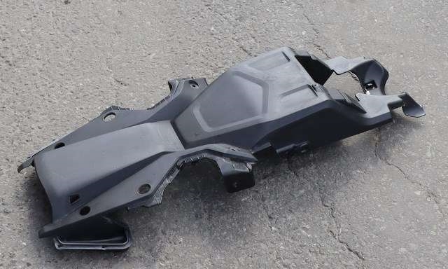 MC, Deksel, innerskjerm til MC Honda CB650R 2019-->> (Naked) (Naked) 