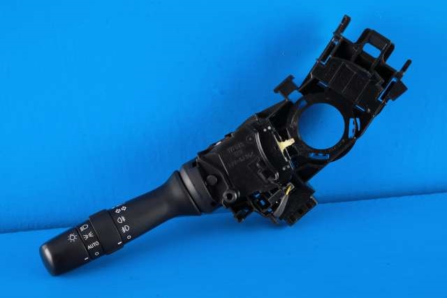 Bryter blink til Toyota Avensis, 2009-2015 (Type III, Fase 1)  (TOYOTA|05190-17F373)