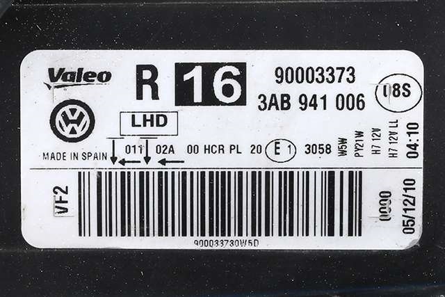 Frontlykt høyre halogen til VW Passat 2011-2015 (B7) (B7) (VAG|3AB 941 006|)