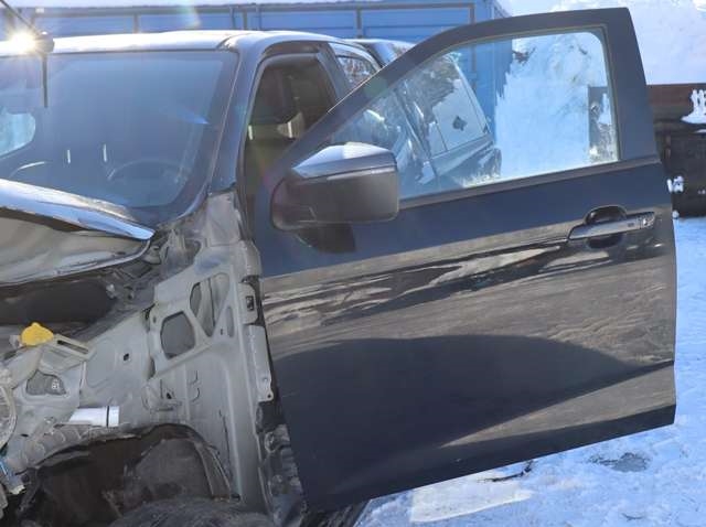 Dør venstre foran til Isuzu D-Max, 2021-->> (Type III)  