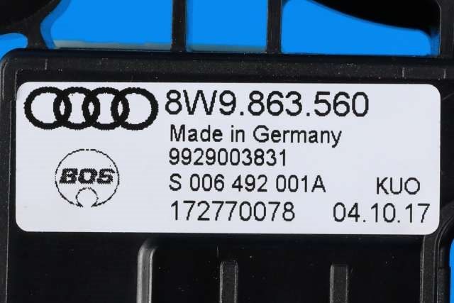 Bagasjerom diverse til Audi A4 2015-2019 (Type V, Fase 1) (B9) (B9) (VAG|8W9 863 560|)
