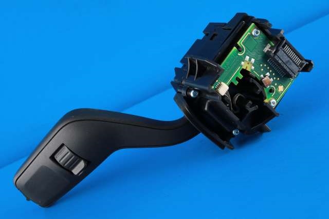 Bryter visker til Ford Focus 2018-->> (Type IV)  (FORD|GN15-17A553-AB|)