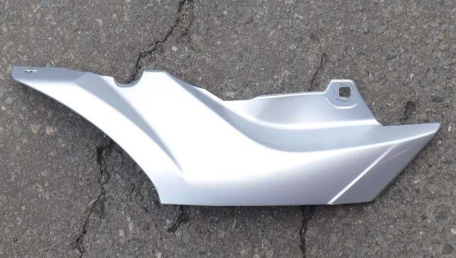 MC, Deksel, side høyre til MC Triumph Trophy, 2012-2017  (TRIUMPH|2304903)