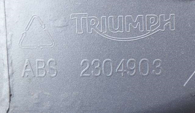 MC, Deksel, side høyre til MC Triumph Trophy 2012-2017 (TRIUMPH|2304903|)
