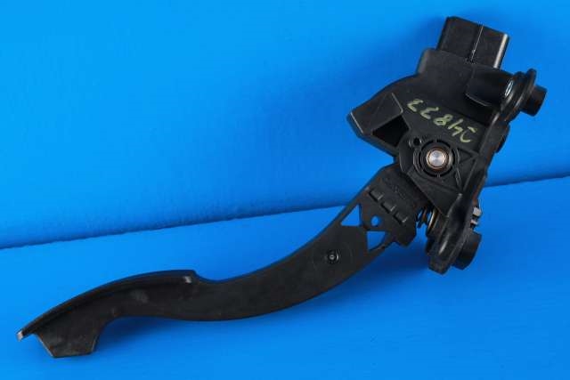 Pedal gass til Mitsubishi Outlander 2015-->> (Type III, Fase 2)  (MITSUBISHI|1600A116|)