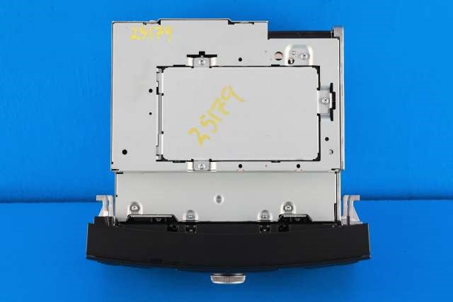 Bilstereo navigasjon til Mercedes E-Klasse 2009-2013 (Fase 1) (W212) (W212) (MERCEDES|A 212 906 15 00|)