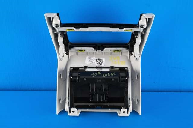 Dashbord diverse til Mercedes EQS 2021-->> (V297) (V297) (MERCEDES|A 297 680 07 04|A 297 680 78 07|)