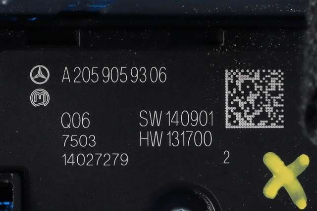 Bilstereo navigasjon betjeningspanel til Mercedes C-Klasse 2014-2018 (Fase 1) (W205) (W205) (MERCEDES|A 205 900 59 15|)