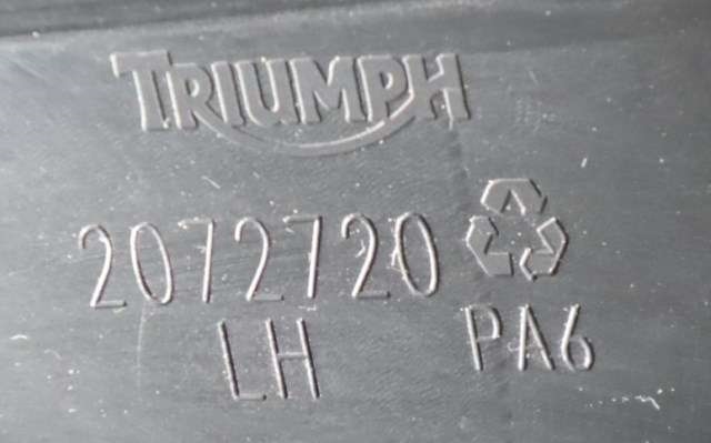 MC, Deksel, side venstre til MC Triumph Trophy 2012-2017 (TRIUMPH|2072720|)