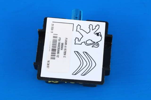 Antenne forsterker til Peugeot 508 2011-2014 (Type I, Fase 1)  (PEUGEOT|96 663599 80|)
