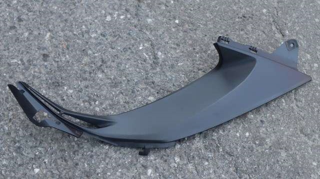 MC, Deksel, side høyre til MC Kawasaki Z800, 2013-2017 (KAWASAKI|14092-1092)