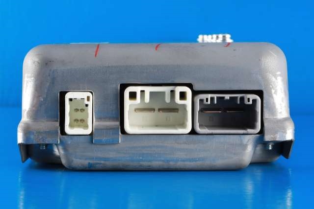 Styreenhet servo til Lexus RX 2003-2009 (Type II) (XU30) (XU30) (TOYOTA|G9250-48011|)