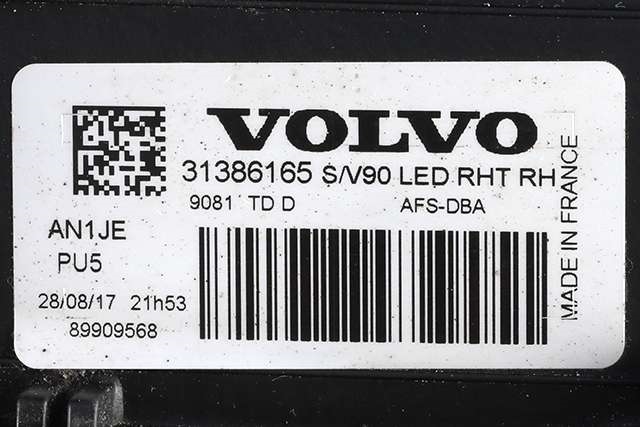 Frontlykt høyre full-LED til Volvo V90 / V90 CC / S90 2016-->>  (VOLVO|31386165|)