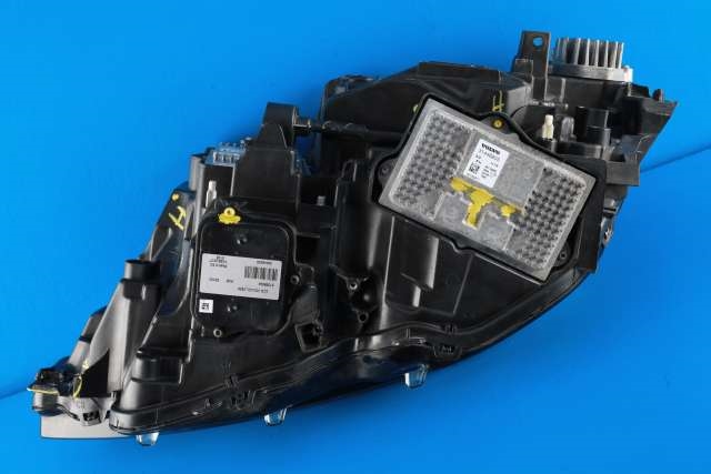 Frontlykt høyre full-LED til Volvo V90 / V90 CC / S90 2016-->>  (VOLVO|31386165|)