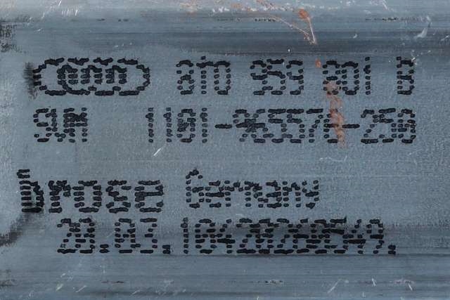 Ruteheis, kun motor, venstre foran til Audi A5 2007-2016 (Type I)  (VAG|8T0 959 801 B|)