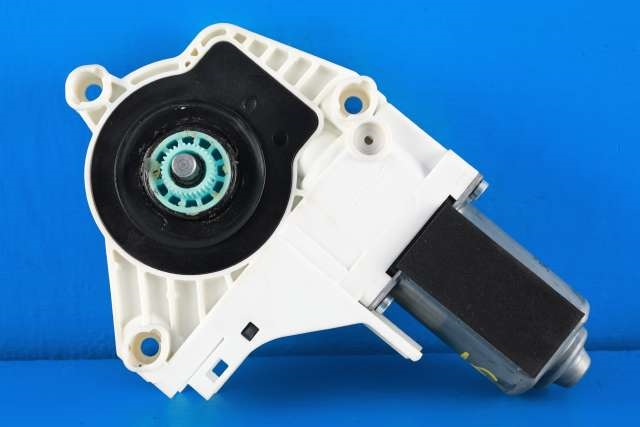 Ruteheis, kun motor, venstre foran til Audi A5 2007-2016 (Type I)  (VAG|8T0 959 801 B|)