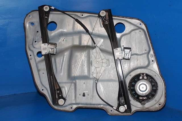 Ruteheis høyre foran til Mercedes GL 2006-2012 (X164) (X164) (MERCEDES|A 251 820 08 42|)