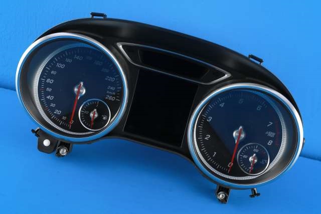 Instrumentpanel til Mercedes GLA, 2014-2020 (X156) (X156) (MERCEDES|A 156 900 42 03)