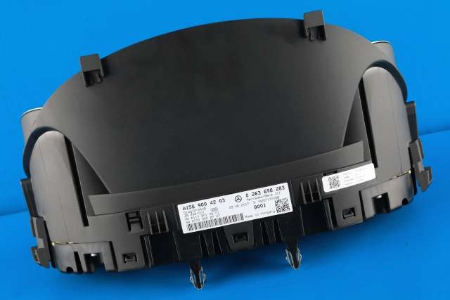 Instrumentpanel til Mercedes GLA 2014-2020 (X156) (X156) (MERCEDES|A 156 900 42 03|)