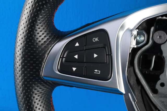 Ratt til Mercedes GLA 2014-2020 (X156) (X156) (MERCEDES|A 000 460 33 03|)