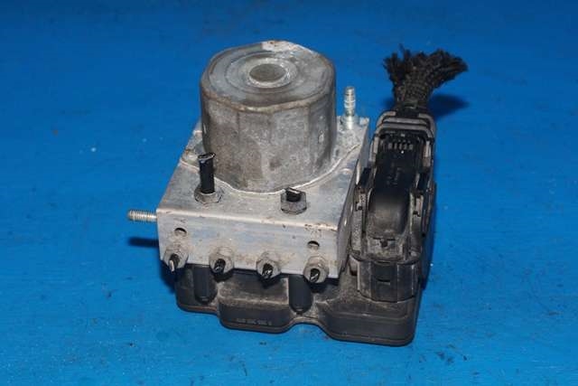 ABS sentral til Mercedes GLA, 2014-2020 (X156) (X156) (MERCEDES|A 000 431 39 00)