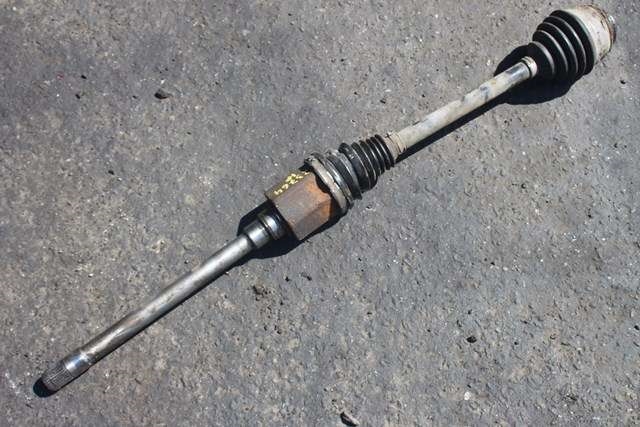 Drivaksel høyre foran, diesel/automat til BMW X3 2010-2017 (F25) (F25) 