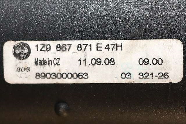 Bagasjerom rollon til Škoda Octavia 2009-2013 (Type II, Fase 2)  (VAG|1Z9 867 871 E|)