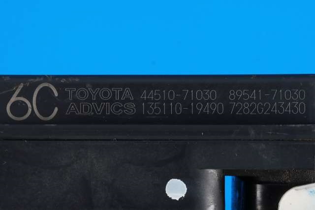 ABS sentral til Toyota Hilux 2012-2016 (ADVICS|135110-19490|44510-71030|)