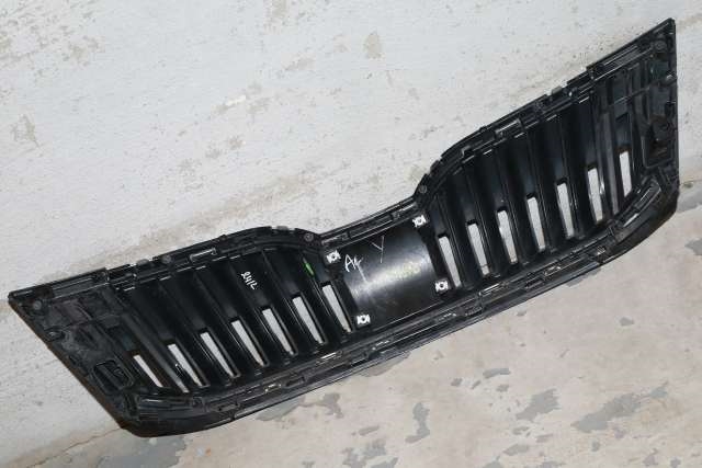 Grill til Škoda Octavia 2017-2020 (Type III, Fase 2)  