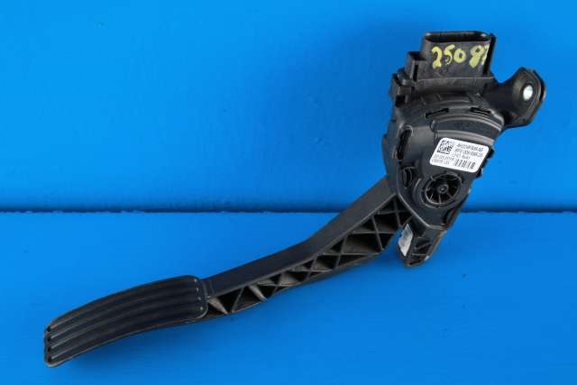 Pedal gass til Land Rover Discovery 2009-2017 (Type IV) (HELLA|6PV 009 698-25|AH22-9F836-AB|)