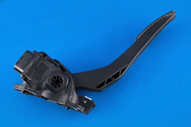 Pedal gass til Land Rover Discovery 2009-2017 (Type IV) (HELLA|6PV 009 698-25|AH22-9F836-AB|)