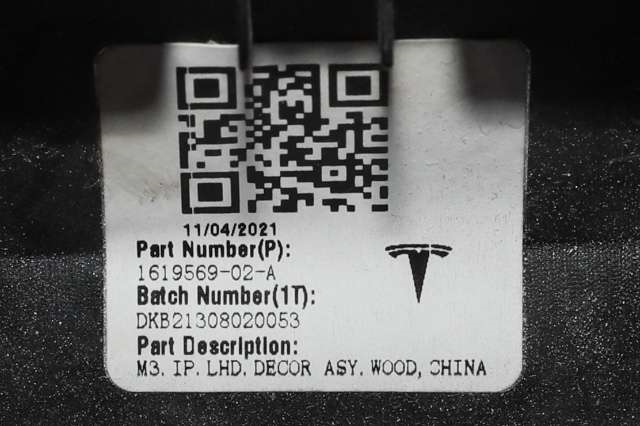 Dashbord diverse til Tesla Model 3 2018-2023 (Fase 1)  (TESLA|1619569-02-A|)