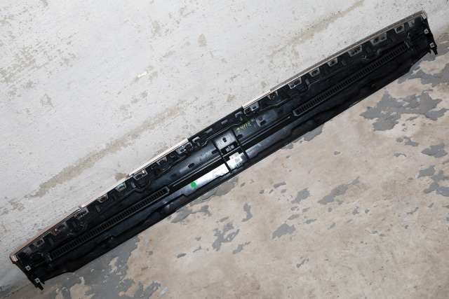 Dashbord diverse til Tesla Model 3 2018-2023 (Fase 1)  (TESLA|1619569-02-A|)