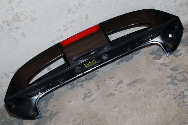 Spoiler bakluke til Ford Fiesta, 2013-2017 (Type VI, Fase 2)  (FORD|8A6J-44210-AEW)