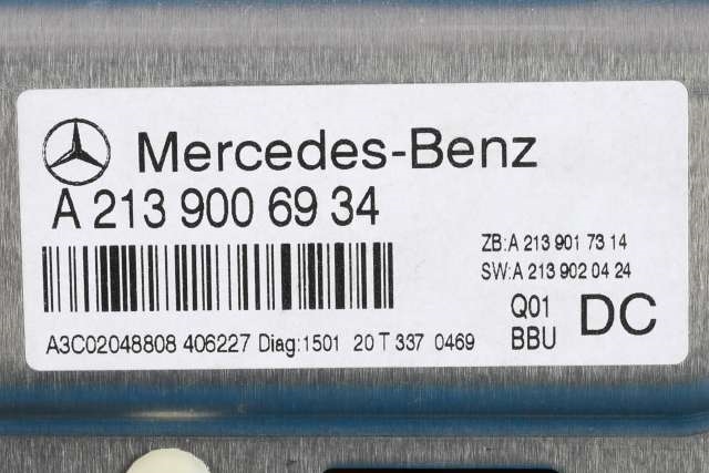Multimedia display (MCU - Media Controller Unit) til Mercedes E-Klasse 2016-2023 (W213) (W213) (MERCEDES|A 213 900 69 34|)
